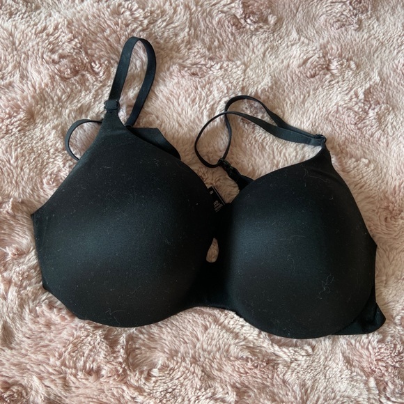 Victoria’s Secret Bra - Picture 1 of 3